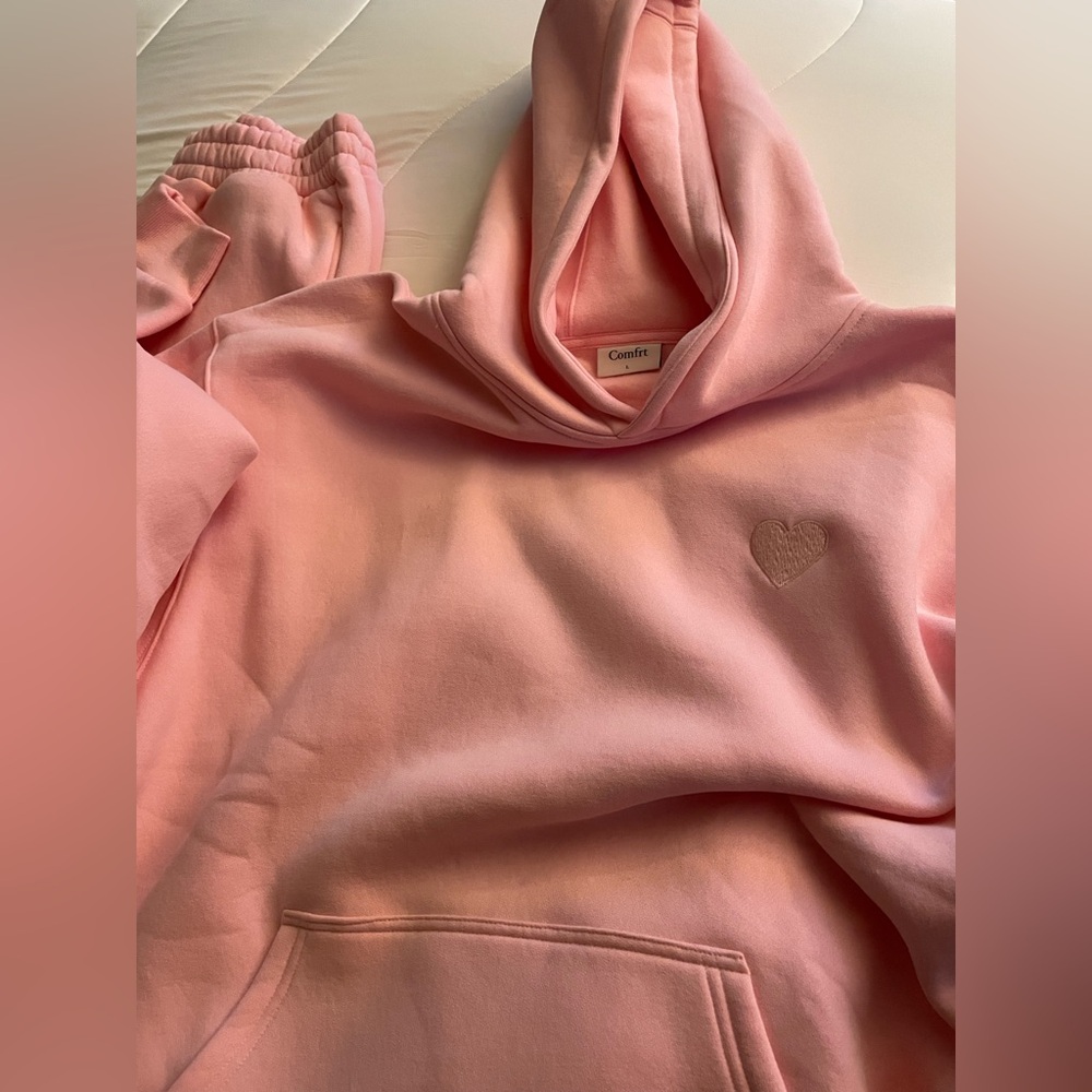 Comfrt Soft Pink Love Hoodie and pants. - Picture 3 of 6
